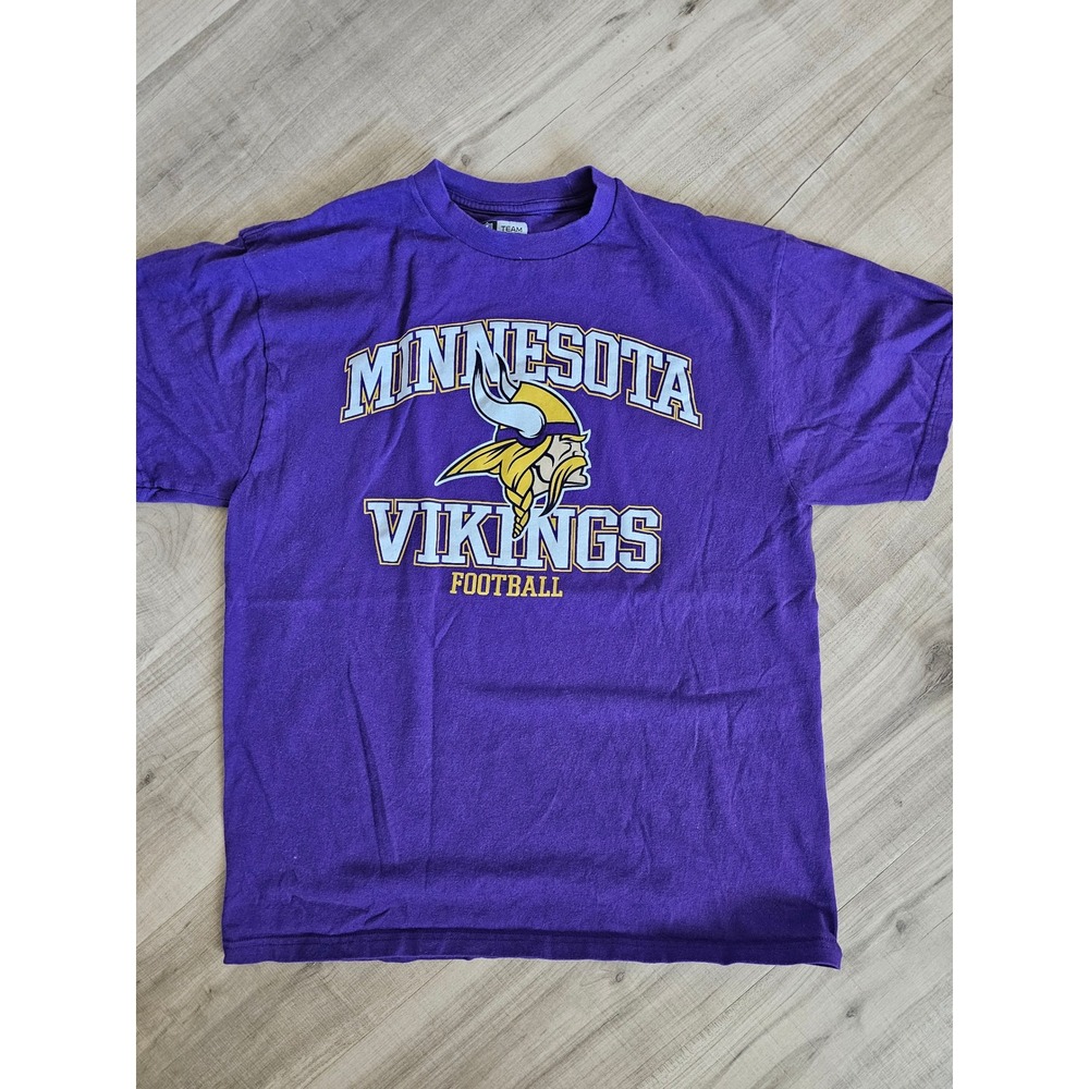 NFL Team Apparel Minnesota Vikings Purple Graphic T-Shirt Large Cotton Tee